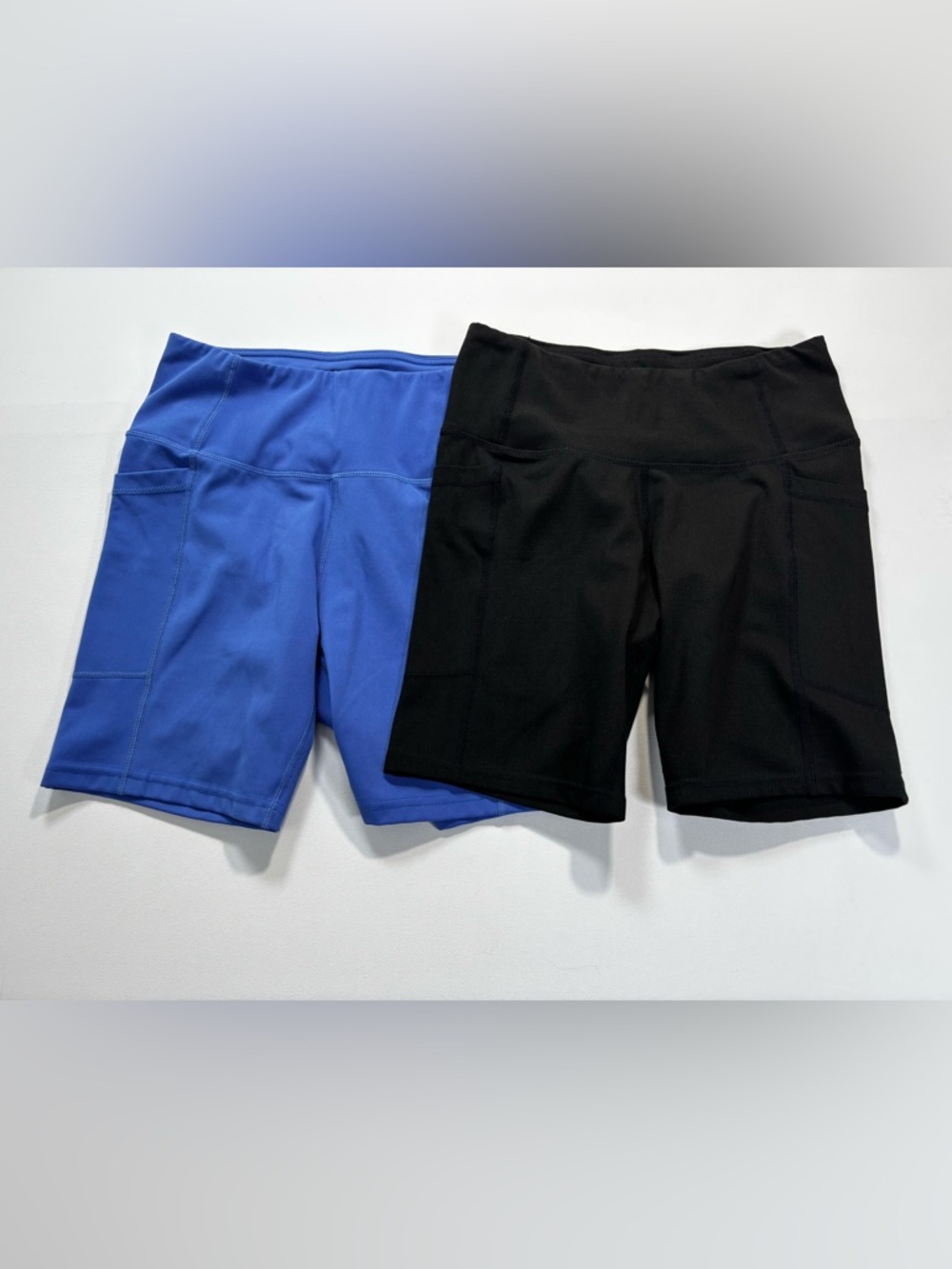 Laundry By Shelli Segal Women's Bike Shorts in Black and Blue